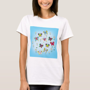 Camiseta borboletas divertidas no fundo do céu
