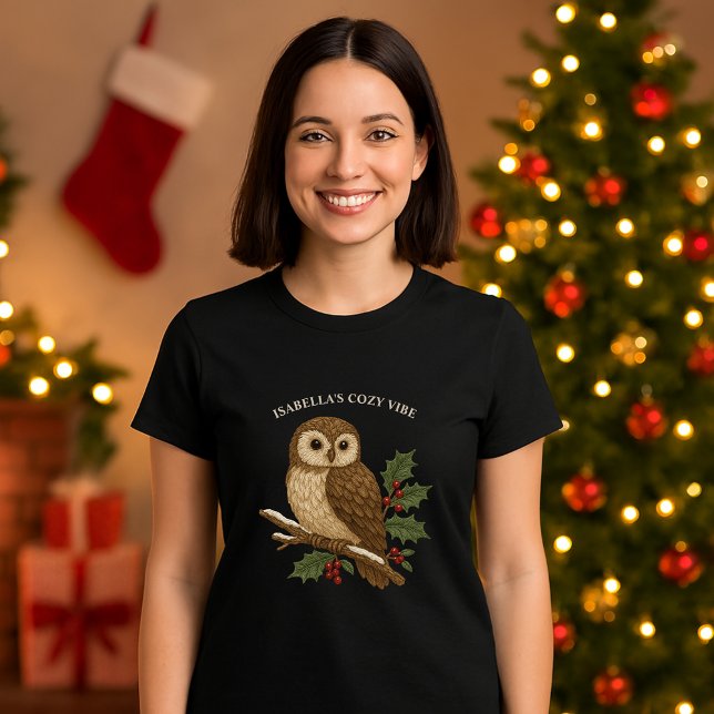 Camiseta Bordado russo Coruja de Natal com Holly preto (Criador carregado)