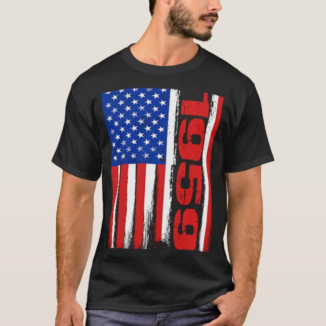 Camiseta Born in 1959 US Flag Patriotic Veterans Day 4th Of (Frente)