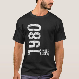 Camiseta Born in 1980 Celebrating 46 Years Vintage Style