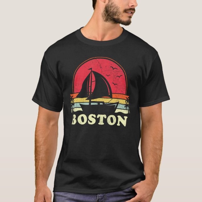 Camiseta Boston Massachusetts Sail Boat Boating Captain Sai (Frente)