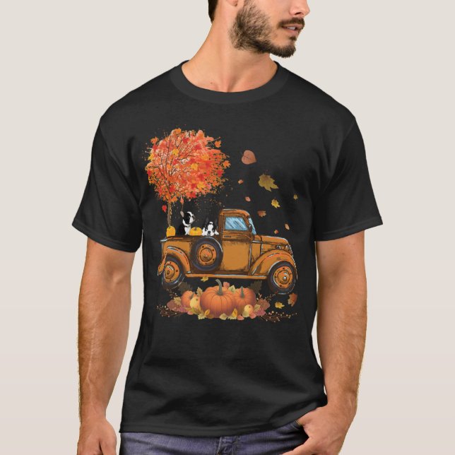 Camiseta Boston Terrier Pumpkins Caminhão Autumn Leaf Fall  (Frente)