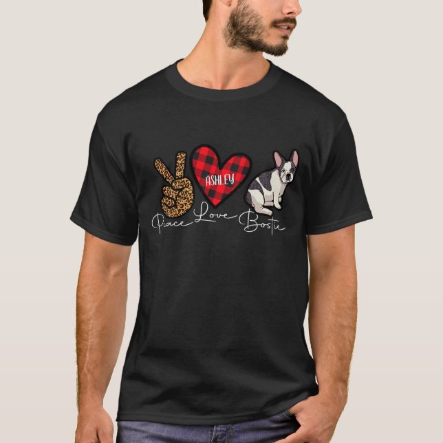 Camiseta Boston Terrier Xadrez Peace Love Cujo Cachorro (Frente)