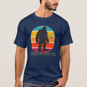 Camiseta Botão Deitado Bigfoot Colorado Sasquatch Retro