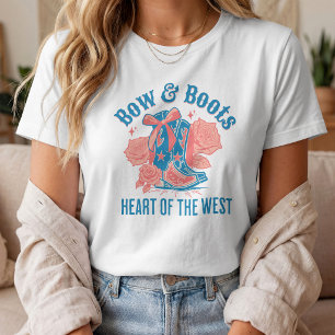 Camiseta Botas de Cowgirl Laço Rosa Ocidental Floral Coraçã