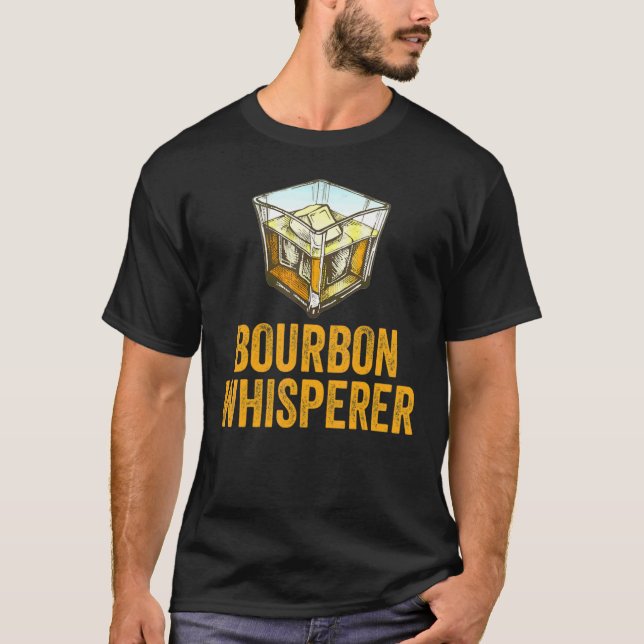 Camiseta Bourbon Whisperer Whiskey Com Ditos (Frente)