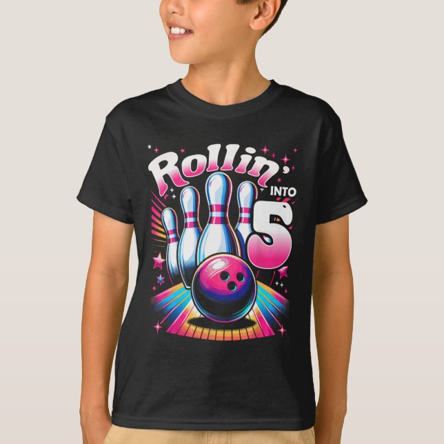 Camiseta Bowling Birthday Rollin Into 5 Party 5th Birthday  (Frente)