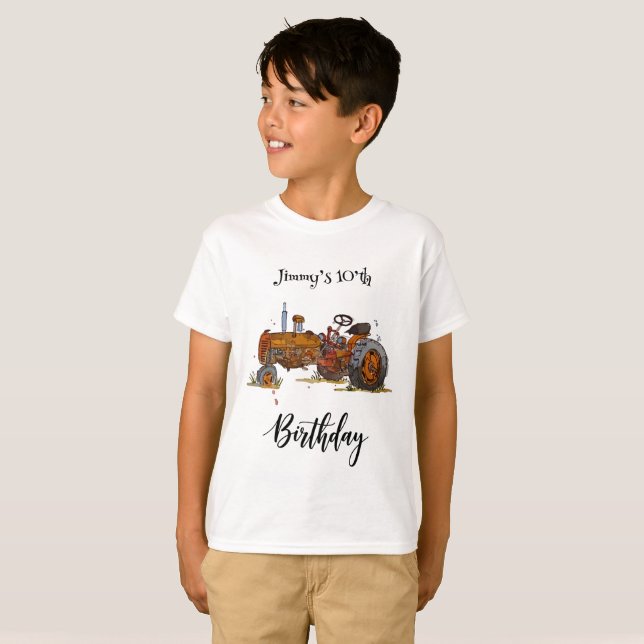 Camiseta Boys birthday party with antique tractor design (Frente Completa)