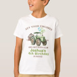 Camiseta Boys Green Blue Balloons Trator Birthday<br><div class="desc">Boys Green Blue Balloons Trator Birthday T-Shirt Trator temeu t-shirt de aniversário para um rapaz com um trator verde,  balões azuis e verdes,  e um celeiro. Pode ser utilizado em qualquer idade.</div>
