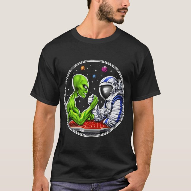 Camiseta Braço de Ferro de Astronauta Alien (Frente)