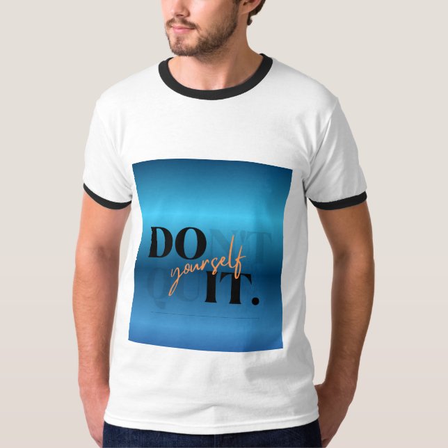 Camiseta branca e preta com texto (Frente)