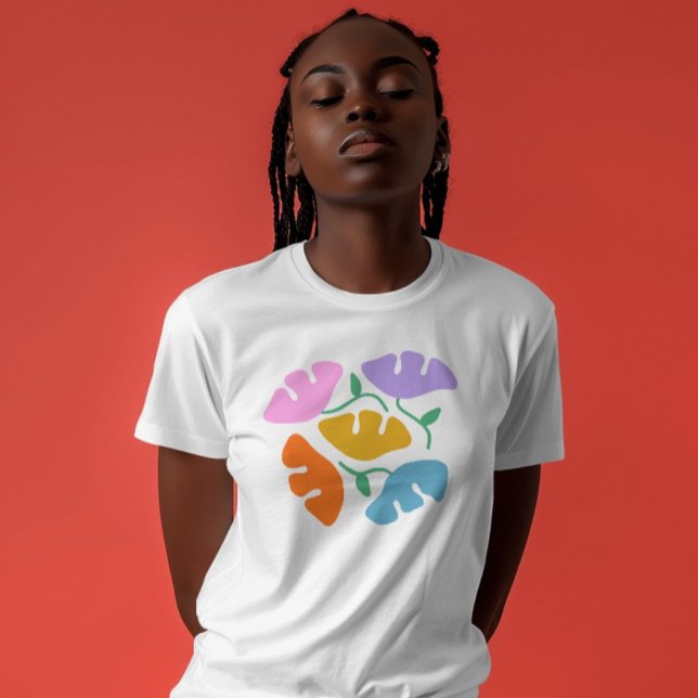 camiseta branca ousada cores floral abstrata trend (Floral white simple tshirt with abstract flowers. Fashion pretty colorful tshirt. Yellow pink orange)