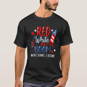 Camiseta Branco Vermelho e Boom Quando Bang Eu Boto Fogos D