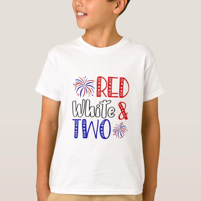 Camiseta Branco Vermelho e dois segundos aniversários 4 de  (Frente)
