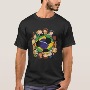 Camiseta Brasil: Jovens Jovens Jogadores No Brasil