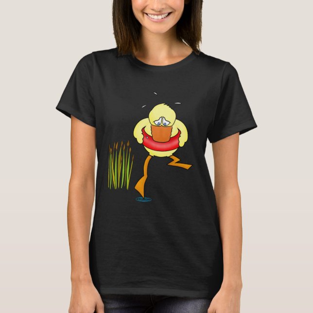 Camiseta Braving the waters cute and  duck bird swimming le (Frente)