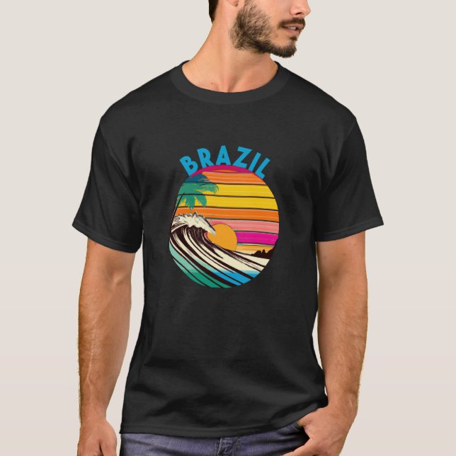 Camiseta Brazil Retro 1980s Style Brazilian Beach (Frente)