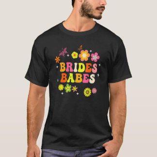 Camiseta Bride Babes Bridesmaids Groovy Bachelorette Party
