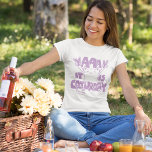 Camiseta Brincadeira Original Feliz Gato Pun É Sábado<br><div class="desc">Procurando uma design engraçada e cheia de trocadilhos para sua próxima camiseta? Não olhe mais que este design com um jogo de gato! Esta design é perfeita para amantes de gatos e para quem gosta de um bom trocadilho. O design apresenta um gato feliz desenhado pela mão com a mão...</div>