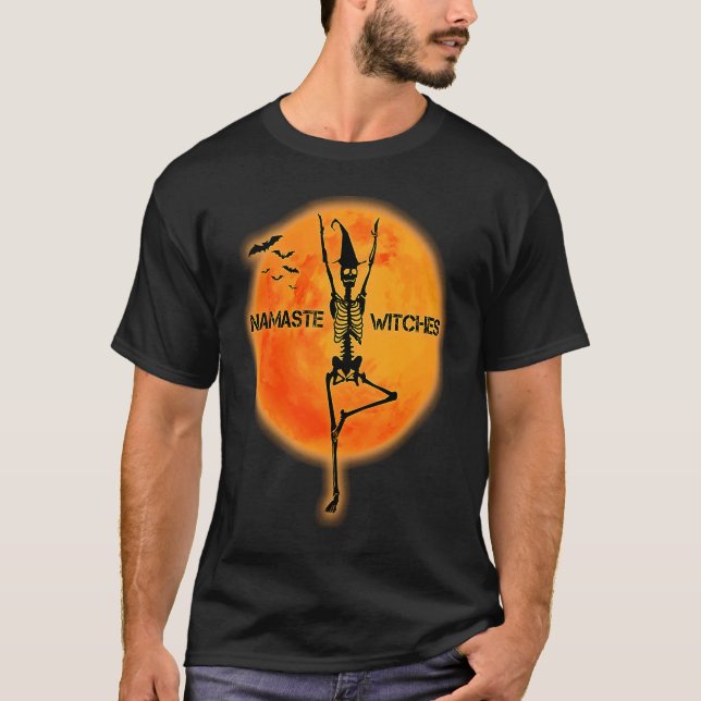 Camiseta Brincadeiras de Namaste com o esqueleto de Yoga no (Frente)