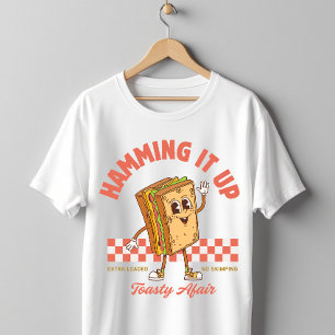 Camiseta Brincando com o Sanduíche Cartoon Retro