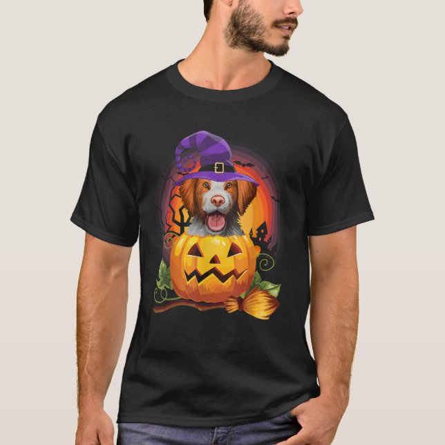 Camiseta Brittany Spaniel Witch Pumpkin Halloween Dog Lover (Frente)