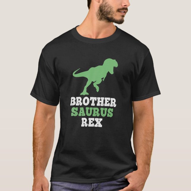 Camiseta Brother-Saurus Rex Funny Dinosaur Brothersaurus Gi (Frente)