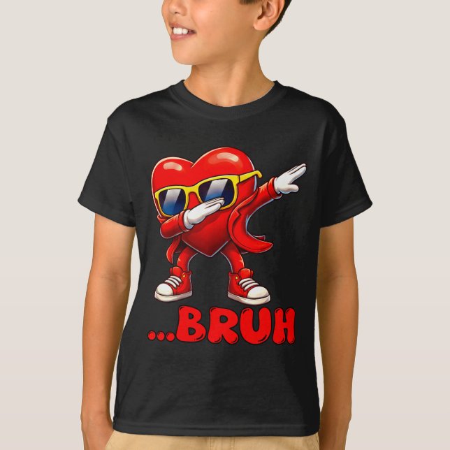 Camiseta Bruh Dabbing Heart Funny Kids Boys Mens Valentine  (Frente)