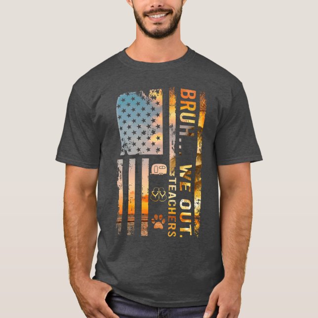 Camiseta Bruh Nós Professores de Verão Acampamento Chinelos (Frente)