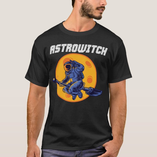 Camiseta Bruxa Astronauta Voando sobre a Lua (Frente)