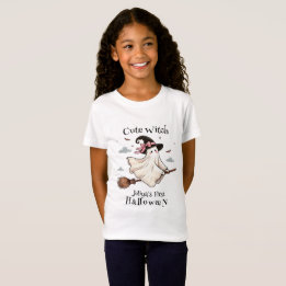 Camiseta bruxa-branca simples e elegante no primeiro dia da