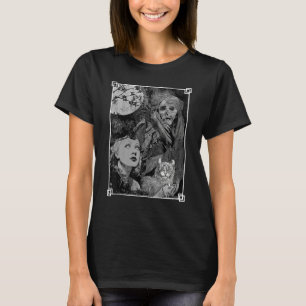Camiseta Bruxa com um Gato e o Caçador Oculta Gótico Escuro