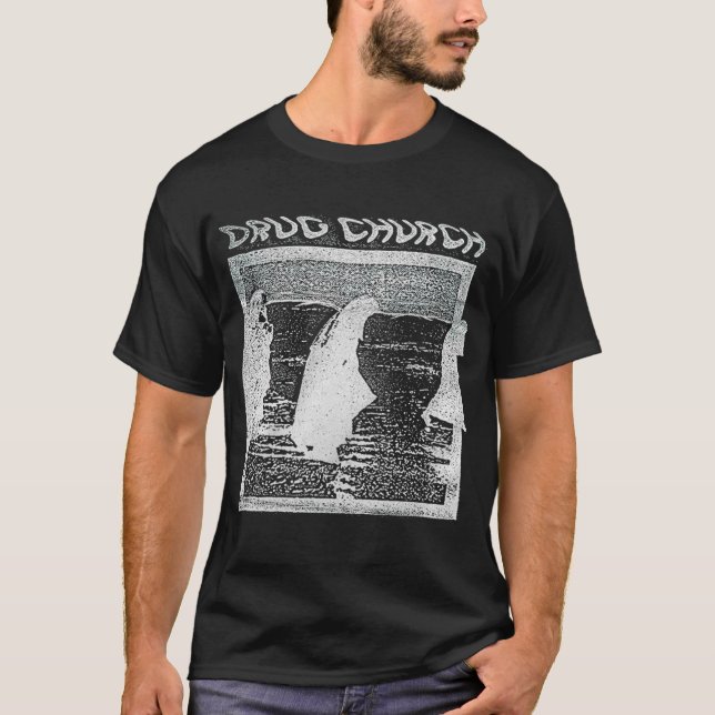Camiseta Bruxa da Igreja das Drogas (Frente)