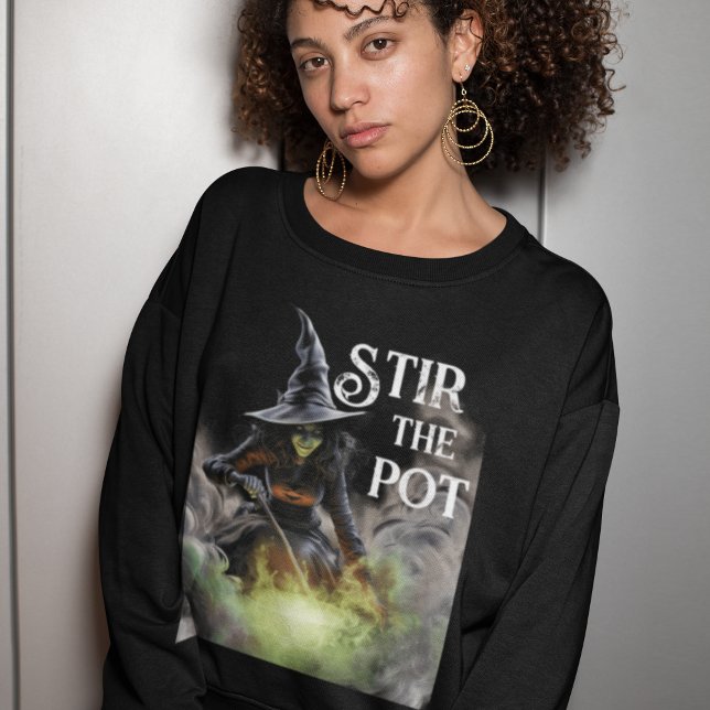 Camiseta Bruxa de Halloween Despertada Agita o Pote (Criador carregado)