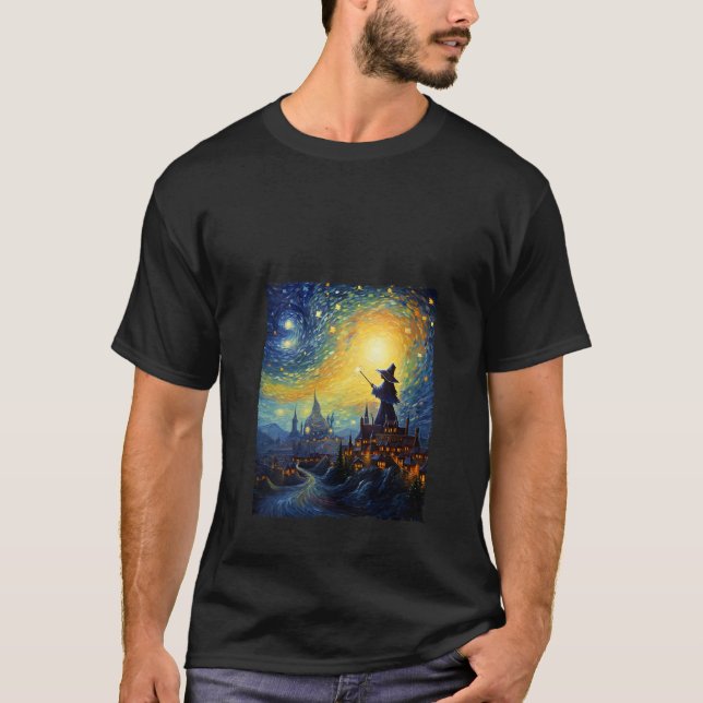 Camiseta Bruxa Desenhando Noite de Halloween Starry Night V (Frente)