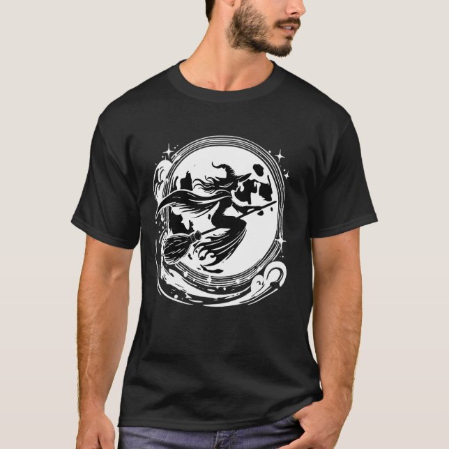 Camiseta Bruxa Na Vassoura Com Lua Cheia Design Divertido p (Frente)