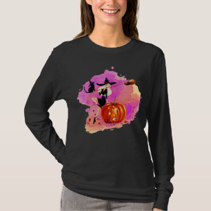 Camiseta Bruxa Sassy com Capa Longa da Mulher Gato