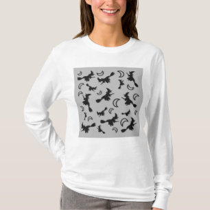 Camiseta Bruxa voadora entre meia lua na noite de Halloween