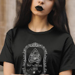 Camiseta bruxas ruins no Halloween<br><div class="desc">bruxa má Halloween</div>
