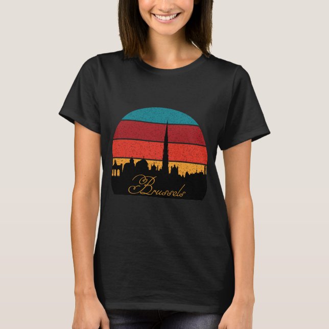 Camiseta Bruxelas Atomium Pôr do Sol Retro Viagem (Frente)