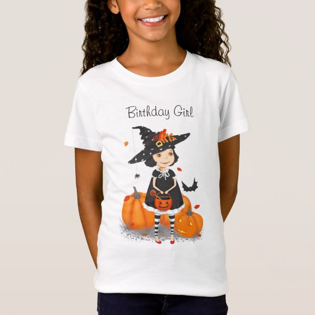 Camiseta Bruxinha Bonita de Halloween (Frente)