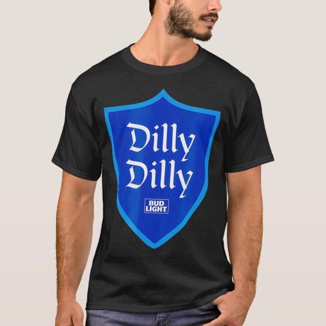 Camiseta Bud Light Dilly Dilly Shield (Frente)