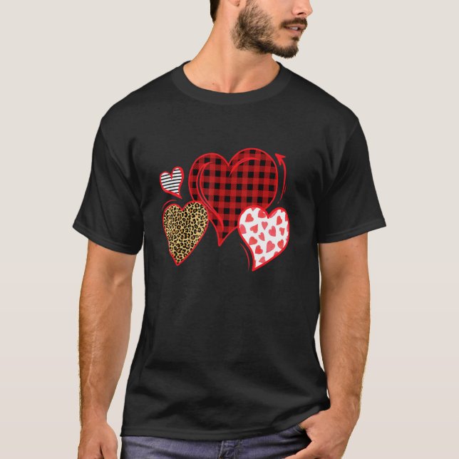 Camiseta Buffalo Red Black Plaid And Leopard Hearts Valenti (Frente)