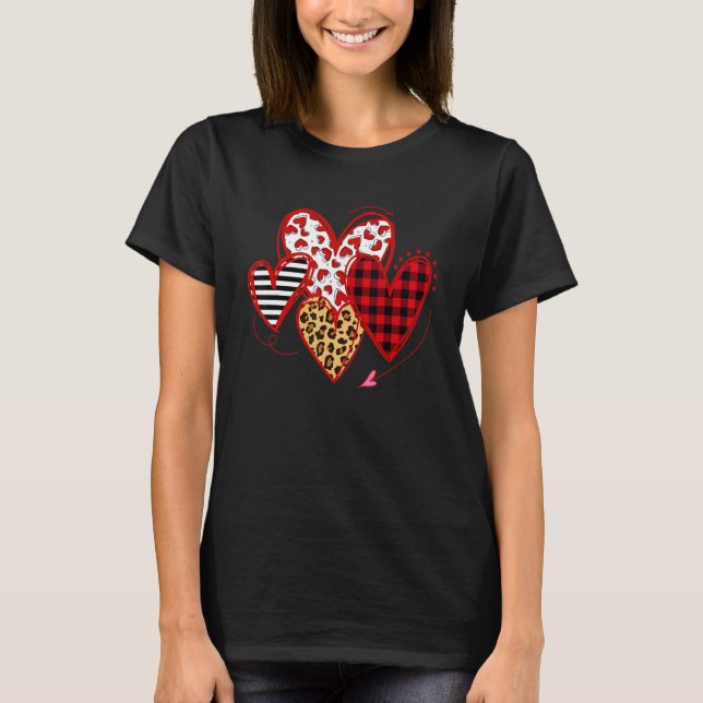 Camiseta Buffalo Red Black Plaid And Leopard Hearts Valenti (Frente)