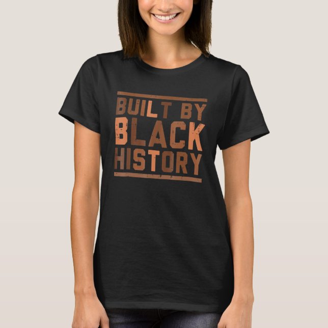 Camiseta Built By Black History BHM African Pride Month Men (Frente)