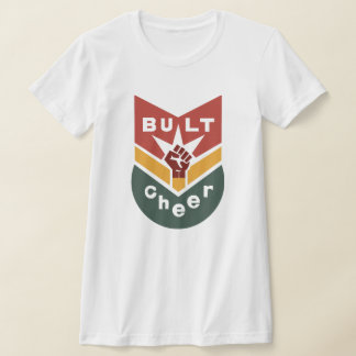 Camiseta BUILT TO CHEER Raised-Fist Badge