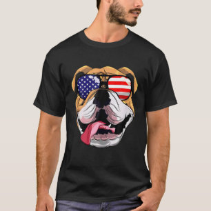 Camiseta Buldogue Inglês Vestindo Bandeira Americana Óculos