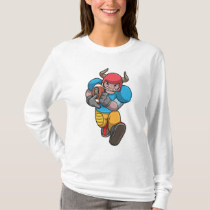 Camiseta Bull no Esporte com futebol e capacete