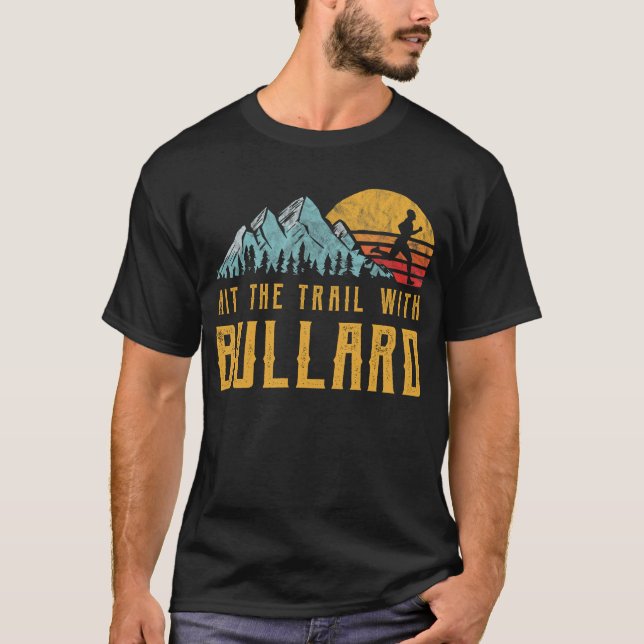 Camiseta BULLARD Running - Atingir A Trilha com Nome da Fam (Frente)