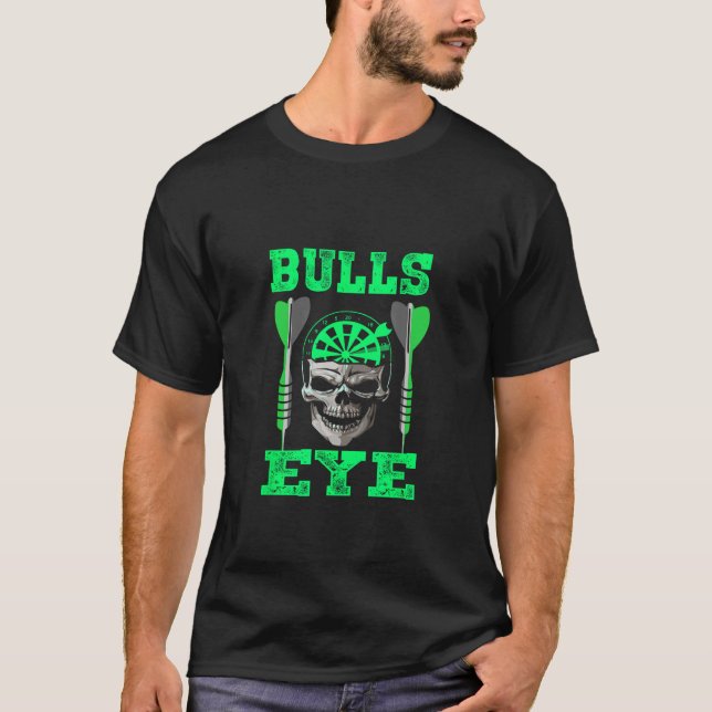 Camiseta Bulls Eye Skull Dartboard and Arrows (Frente)